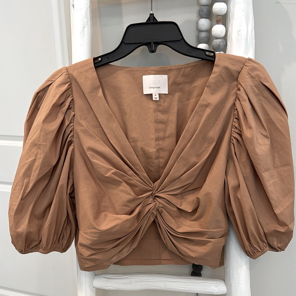 Cinq À Sept Vada women’s puff sleeve poplin crop top in sahara Size M.
